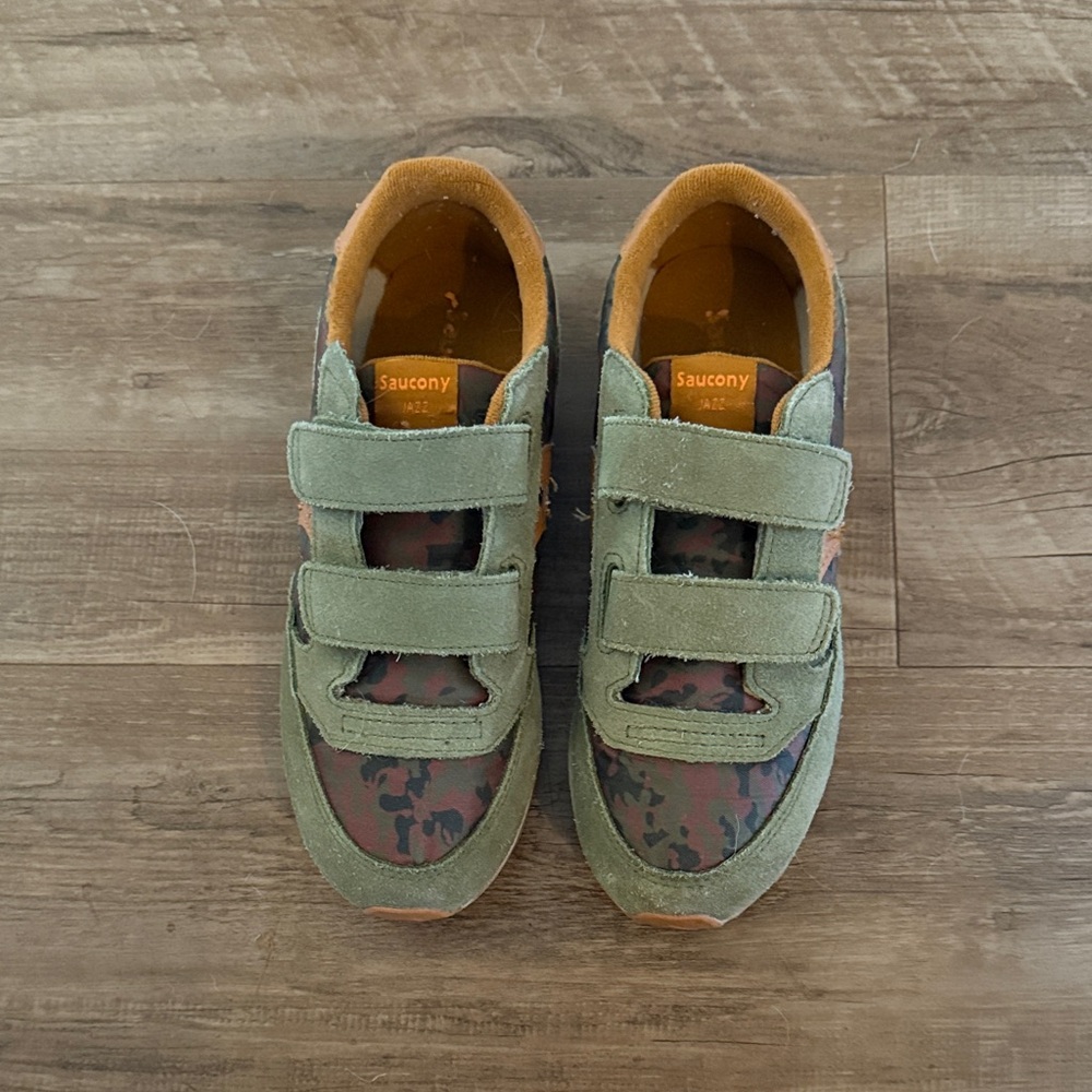 Boys Saucony Camo Shoes - Size 2.5